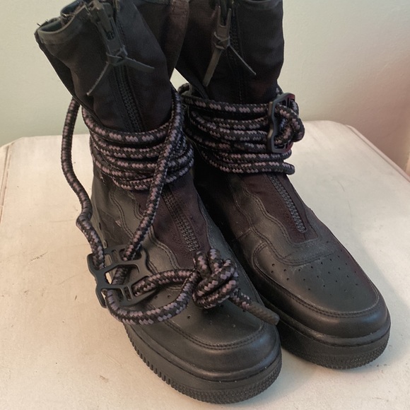 NWOT Nike Air Force 1 High boots AA 1128-002 - Picture 16 of 16